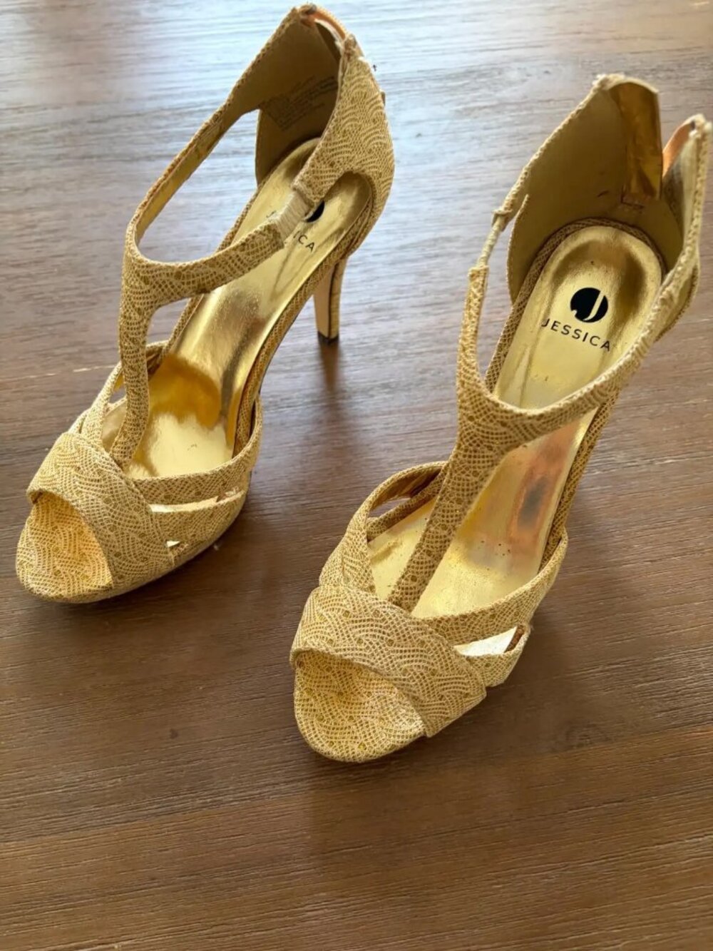 Sandales à Talons Hauts JESSICA Dorées Strass / Pointure 7.5 (38)